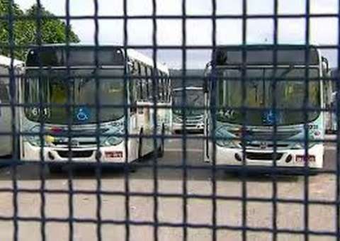 Sindicalista rodoviário agride  fiscal da empresa Vega. Ouça  