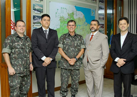 Delegados querem parceria com Exército e Aeronáutica no combate ao crime