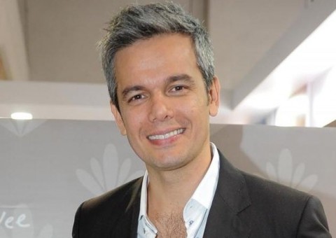  Otaviano Costa bancando o herói ao salvar turista de assalto