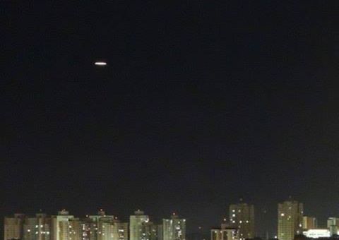 Imagem de OVNI sobrevoando Manaus faz redes sociais ferverem durante o dia todo