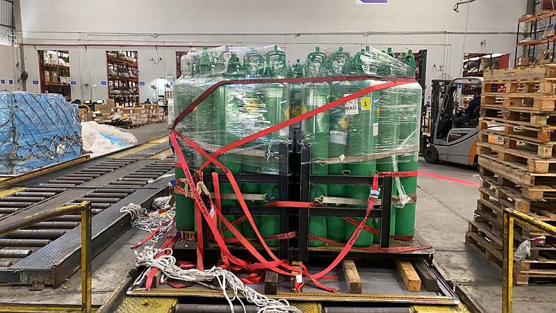 Juiz determina que indústria forneça oxigênio a hospital de Manaus