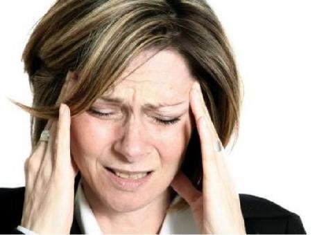 Enxaqueca pode alterar o cérebro permanentemente, segundo estudo