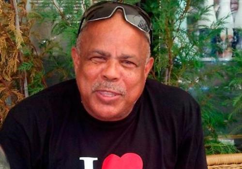 Pai de Ronaldo Fenômeno é internado em CTI