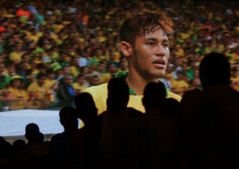 No país pentacampeão, nem todos dão bola para o futebol