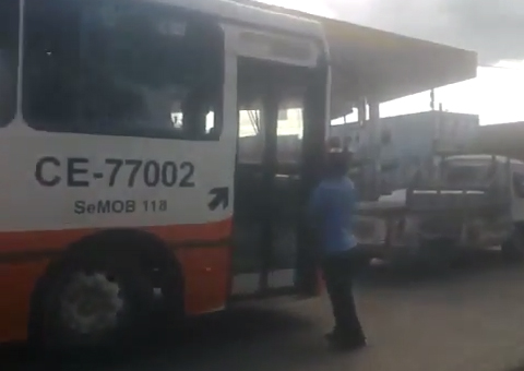 Motorista joga ônibus em cima de idoso no Pará