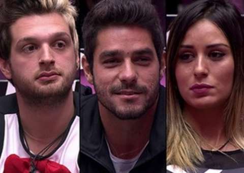 Boninho tenta chamar atenção para o Big Brother Brasil