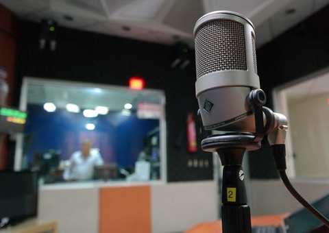 Propaganda eleitoral no rádio e TV só pode ser feita até hoje