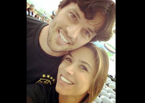 Grávida de 8 meses, Patrícia Abravanel fica noiva