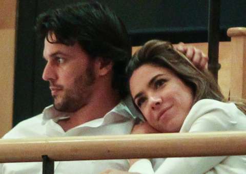  Patrícia Abravanel está grávida de deputado ex de Galisteu e Sabrina Sato