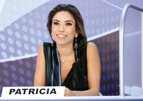 "Contratar a ex do meu atual não dá, né pai?" diz Patrícia para Silvio Santos