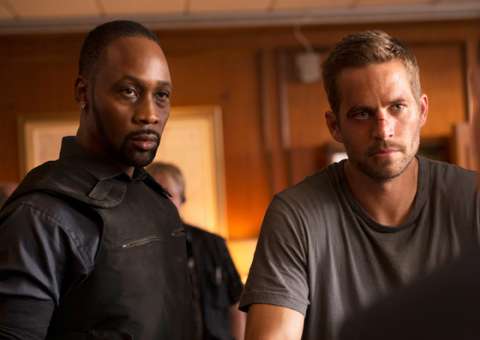 Paul Walker em trailer inédito do filme 'Brick Mansions'