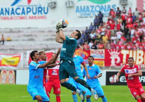 Paraenses repetem dose e batem em time amazonense
