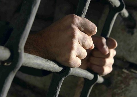 Mulher cobra pensão alimentícia do ex-marido e é agredida com socos e pontapés