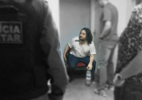 Perito Federal é preso cheirando cola em Manaus