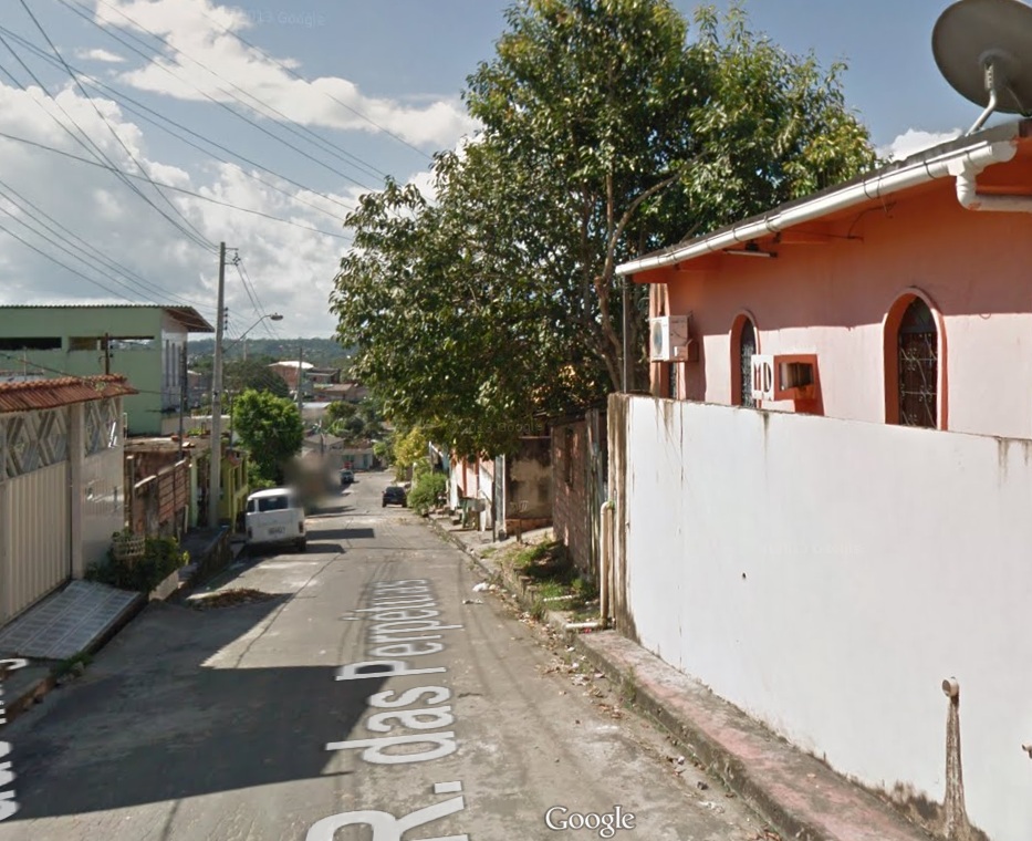 Homem sobe em telhado, troca tiros com polícia e morre na ZL