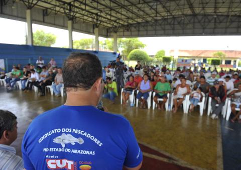 Governo oferece estocagem de pescado para 4 mil pescadores 