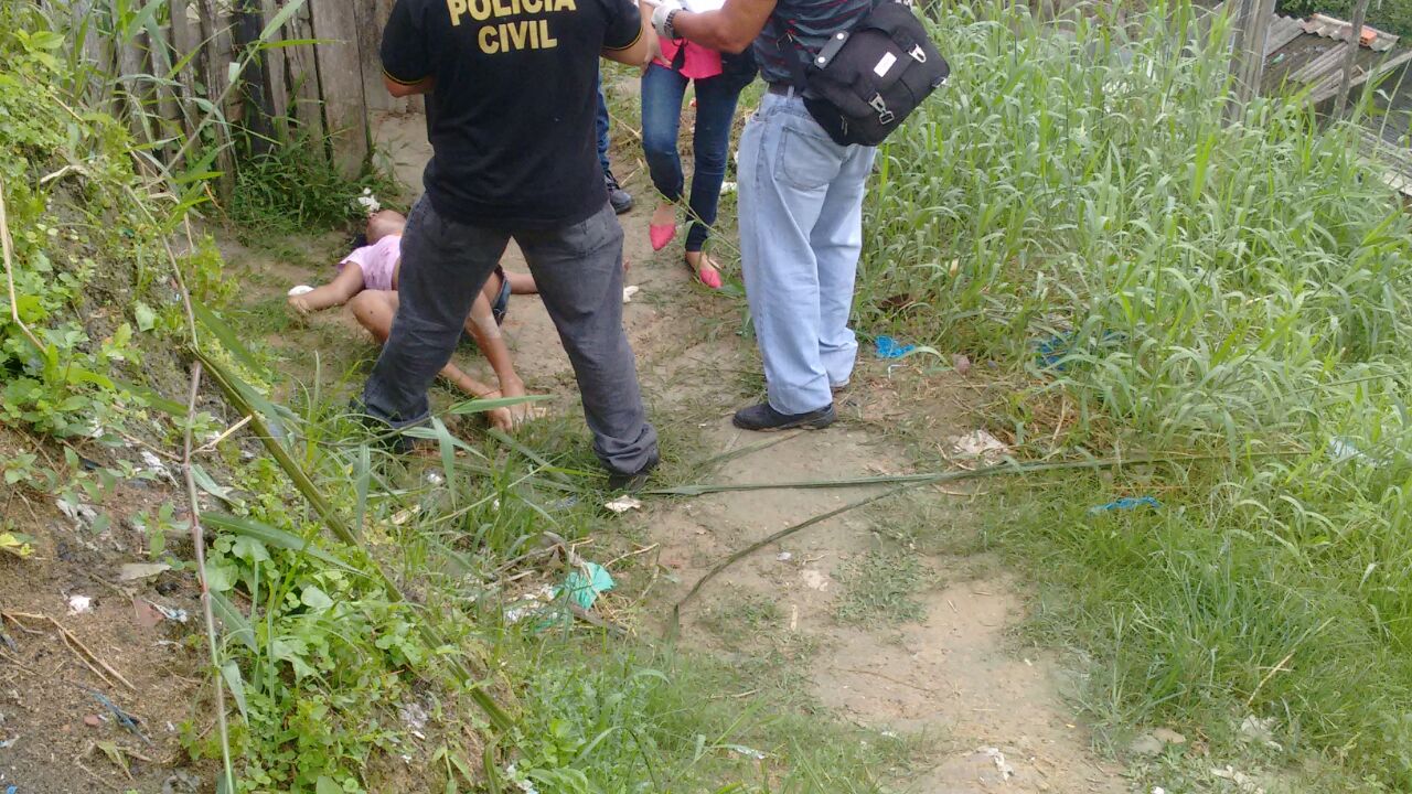  Travesti é espancado e estrangulado no Jorge Teixeira