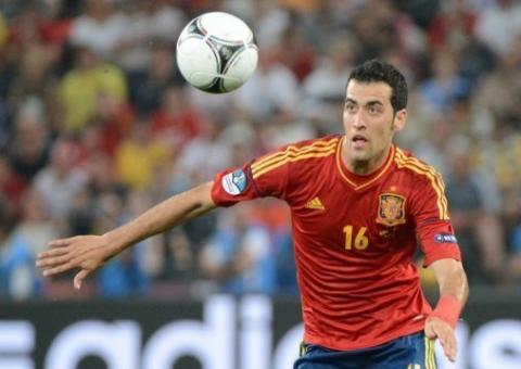 Favoritos terão partidas tranquilas nas eliminatórias europeias 