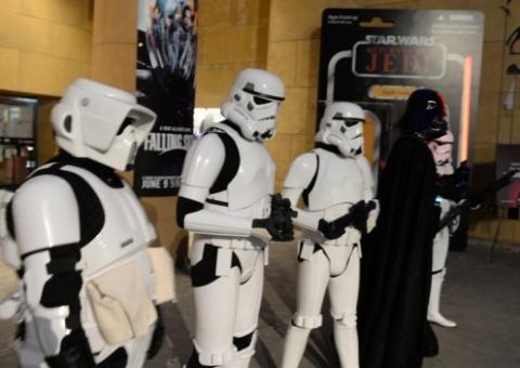  Electronic Arts consegue licença para videogame de Guerra nas Estrelas