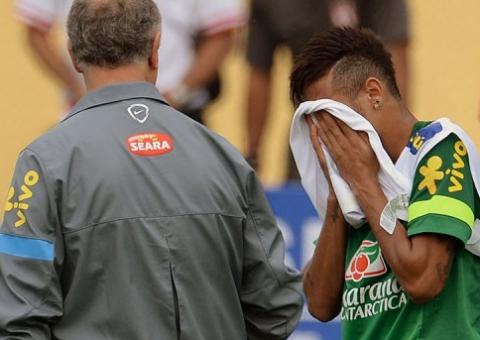  Inglaterra empata com Irlanda antes de pegar o Brasil