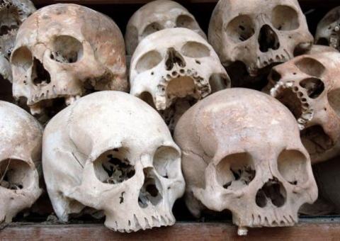  Ideólogo do Khmer Vermelho admite responsabilidade pela primeira vez