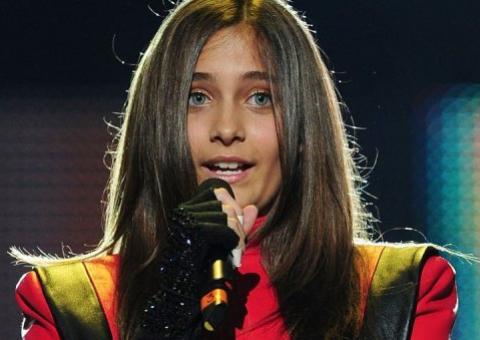  Juiz quer investigação após tentativa de suicídio da filha de Michael Jackson