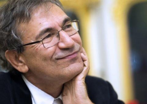 Nobel de Literatura denuncia 'atitude repressiva' do governo turco