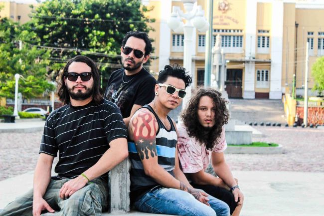 Banda Platinados comemora 15 anos na Arte & Fato