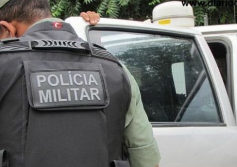 Grupo assalta banda de forró e estupra dançarina