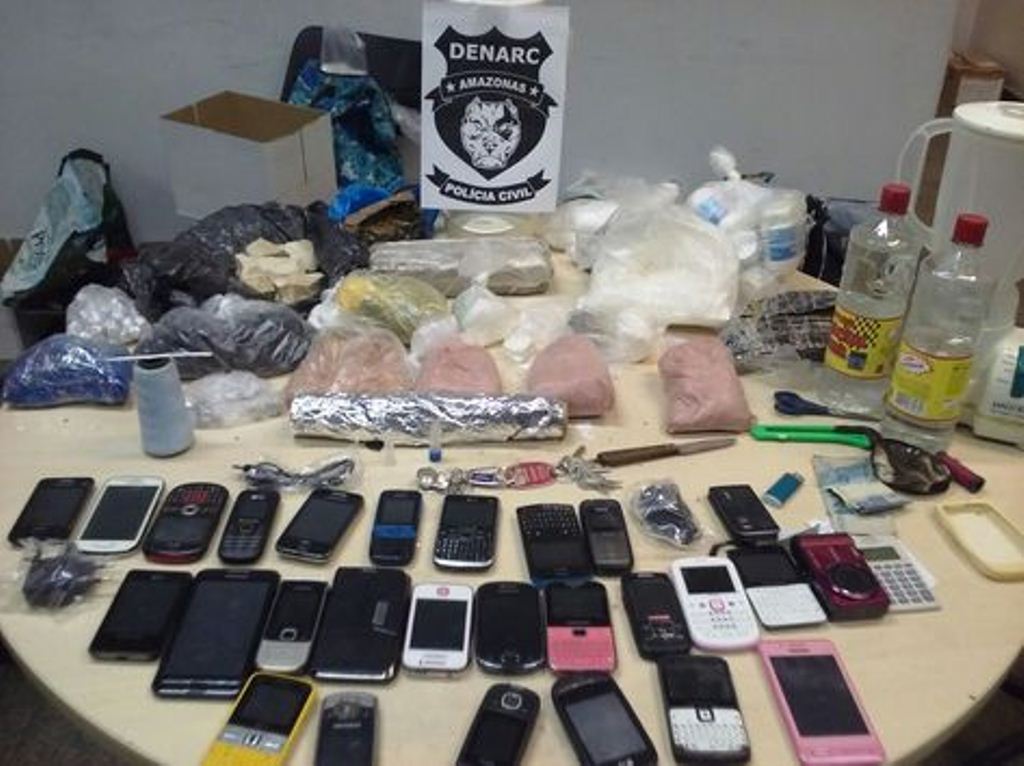 Maria é flagrada comandando laboratório de drogas no Japiim