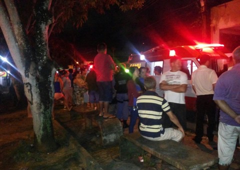 Policial militar é baleado por assaltantes na Estada dos Franceses