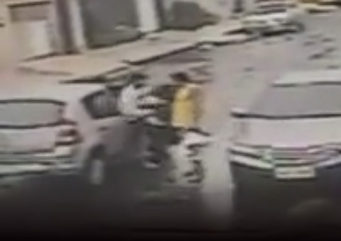 PM reage a assalto, fica ferido mas deixa bandido entre a vida e a morte