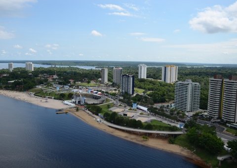 Desfile militar na Ponta Negra muda trânsito no sábado