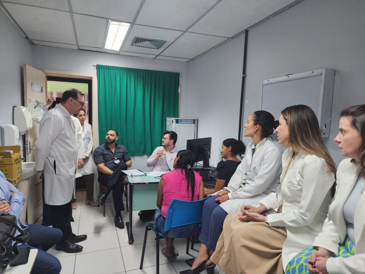 Nilton Lins promove curso sobre Doença de Huntington para neurologistas