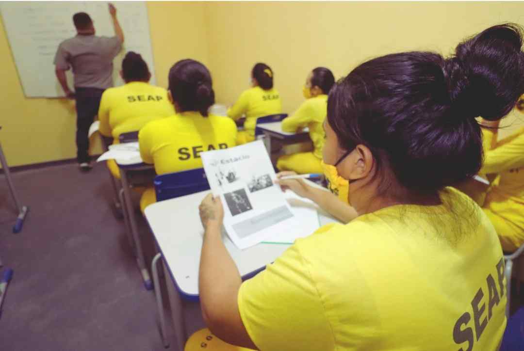 Amazonas registra número recorde de detentos inscritos no Enem 