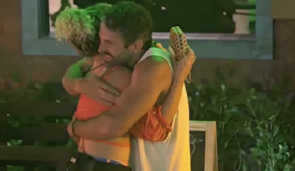 Iran se declara para Babi: 'Você é parceira pra c*ralho!'