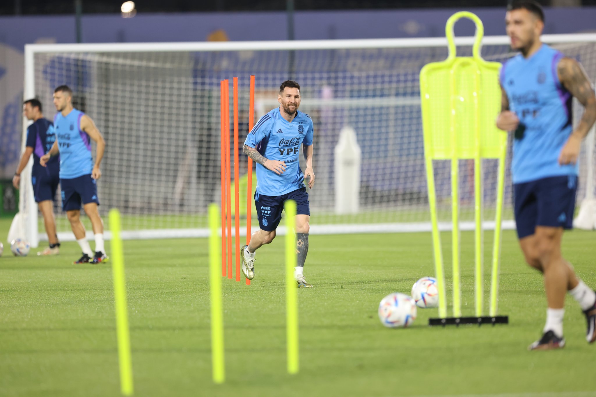 Futuro da Argentina na Copa do Mundo será definido hoje em partida contra o México