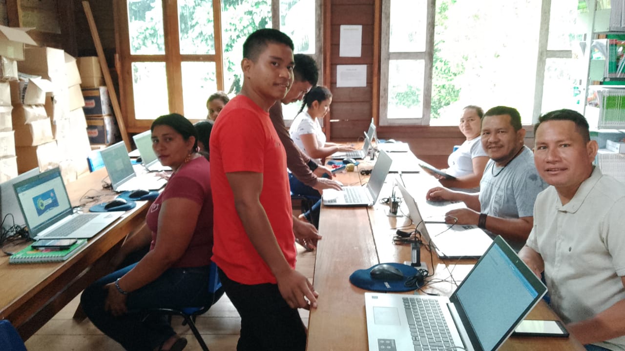 Nilton Lins capacita comunidades tradicionais para Turismo no Amazonas