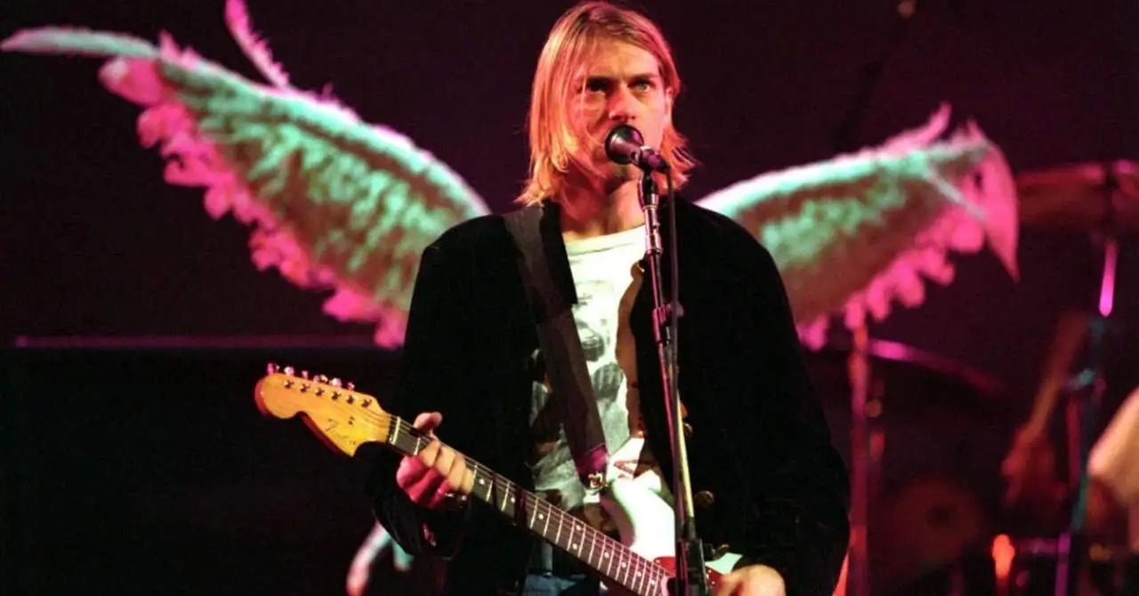 Guitarra quebrada por Kurt Cobain é leiloada por quase R$ 3 milhões