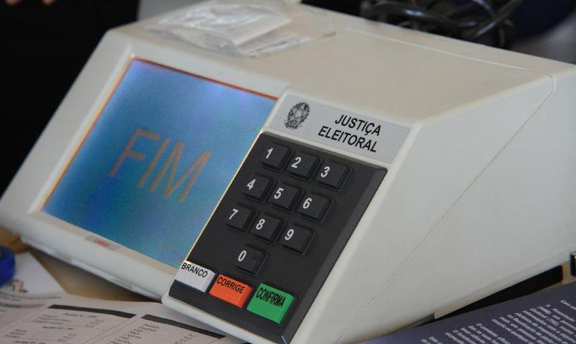 Cerca de 2% dos candidatos declararam alguma deficiência, aponta TSE