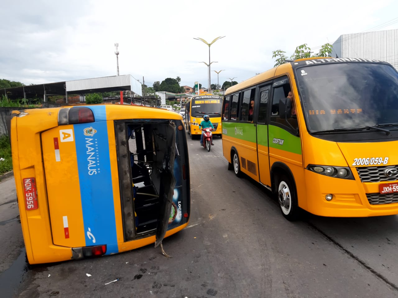 Vítima de acidente é presa ao registrar boletim de ocorrência em Manaus