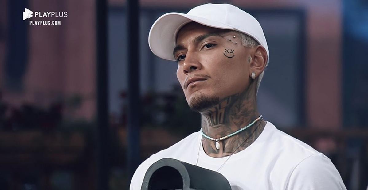 A Fazenda: Dynho vence prova de fogo; confira poderes do lampião