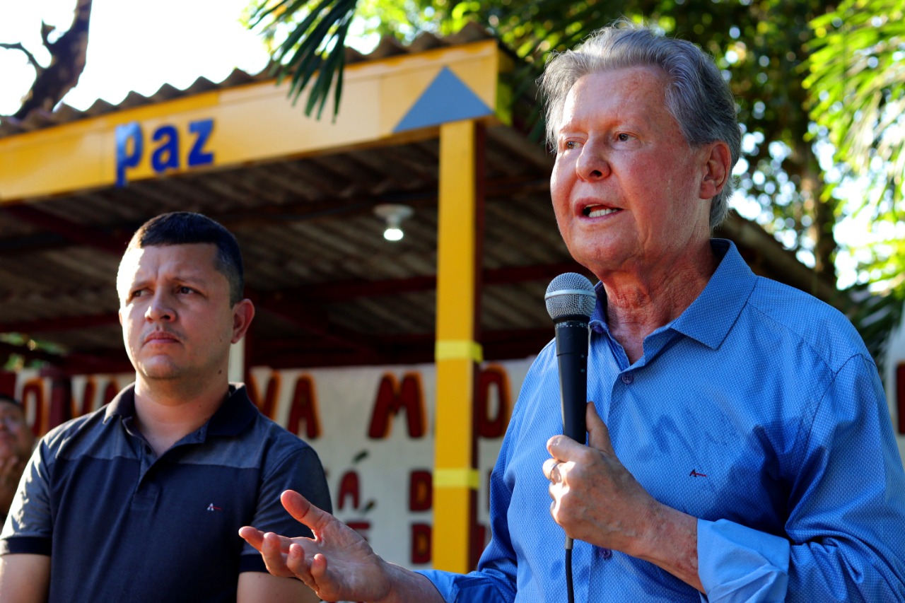 Arthur destaca combate à fome em visita às zonas Norte e Leste de Manaus