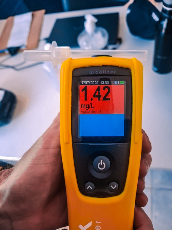 Motorista é preso ao ser flagrado dirigindo bêbado na BR-174