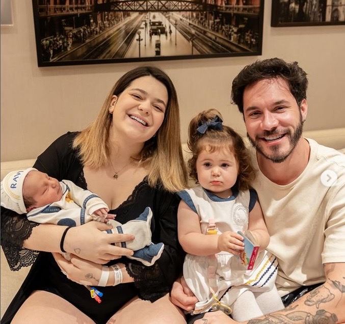 Ravi, filho de Viih Tube e Eliezer, é internado em hospital de São Paulo