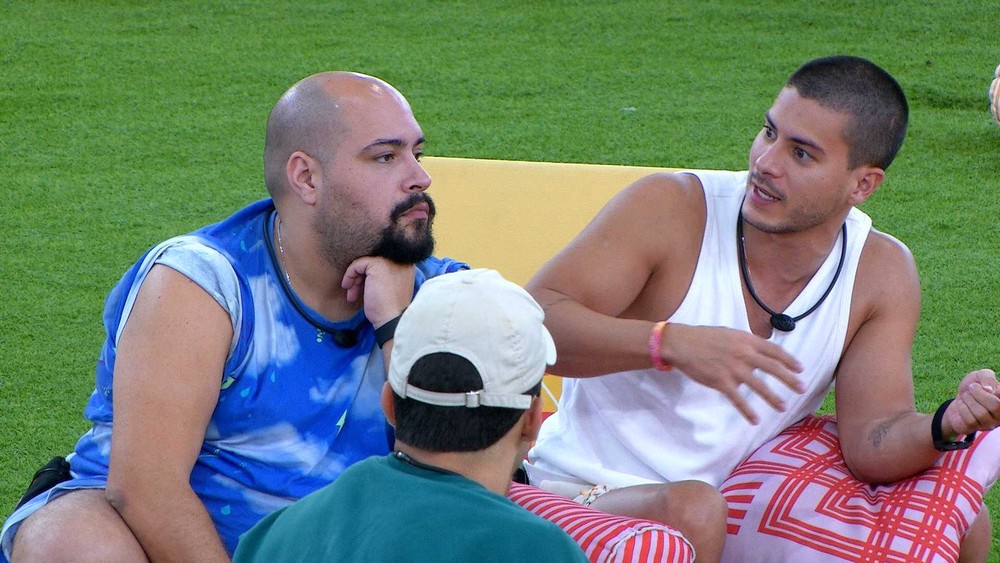 Vídeo: Arthur torce contra Jessi na prova bate-volta: 'pra ver se aprende'