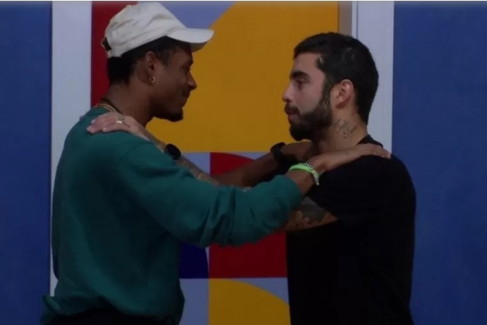 Scooby e PA revelam que dividem a mesma escova de dente; vídeo