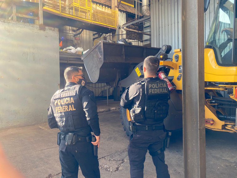 Polícia Federal incinera 20 toneladas de drogas