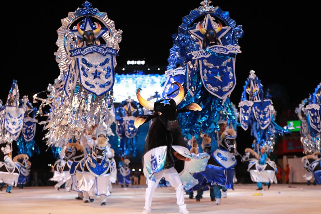 Caprichoso canta 'Amazônia-Festeira' e encerra Festival de Parintins