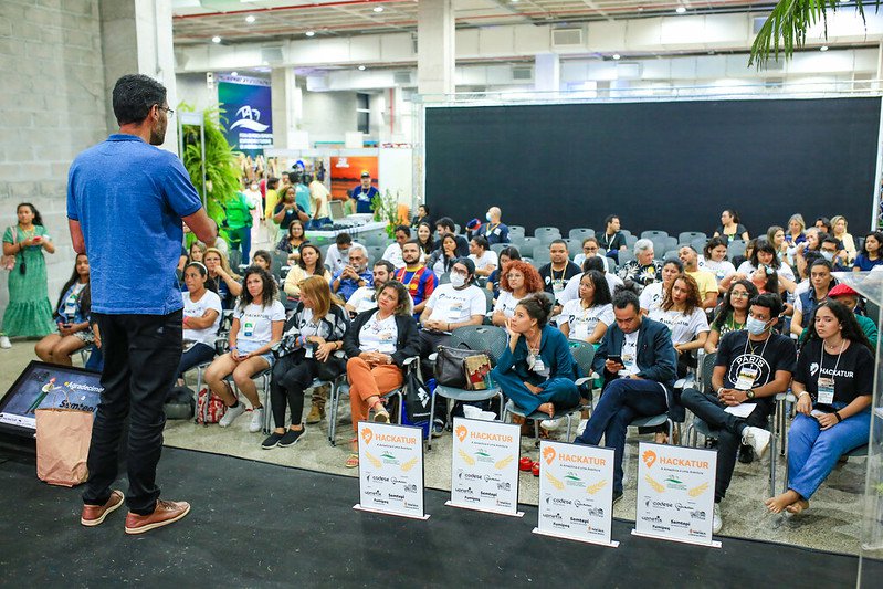 Vencedores da maratona ‘Hackatur 2022’ são premiados em Manaus